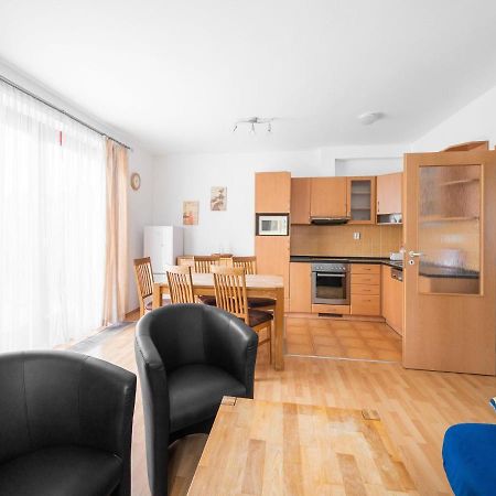 Comfortable Holiday Home In Lipno With Garden Lipno nad Vltavou Εξωτερικό φωτογραφία