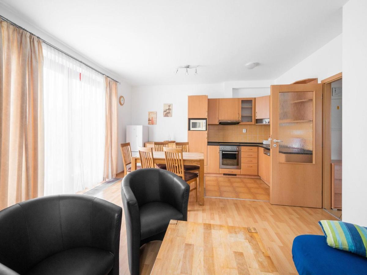Comfortable Holiday Home In Lipno With Garden Lipno nad Vltavou Εξωτερικό φωτογραφία